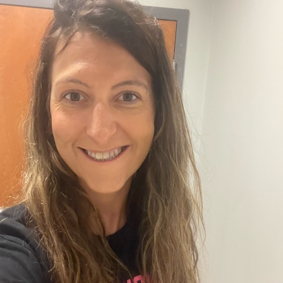 Meet your Posher, Wendy - Picture 1 of 1